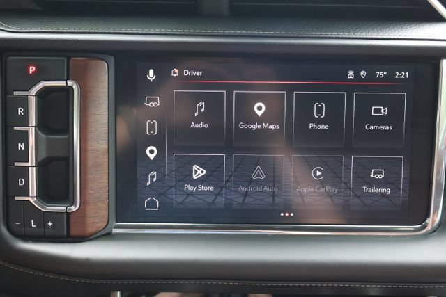 Used 2023 GMC Yukon Denali Ultimate AWD/4WD image 11