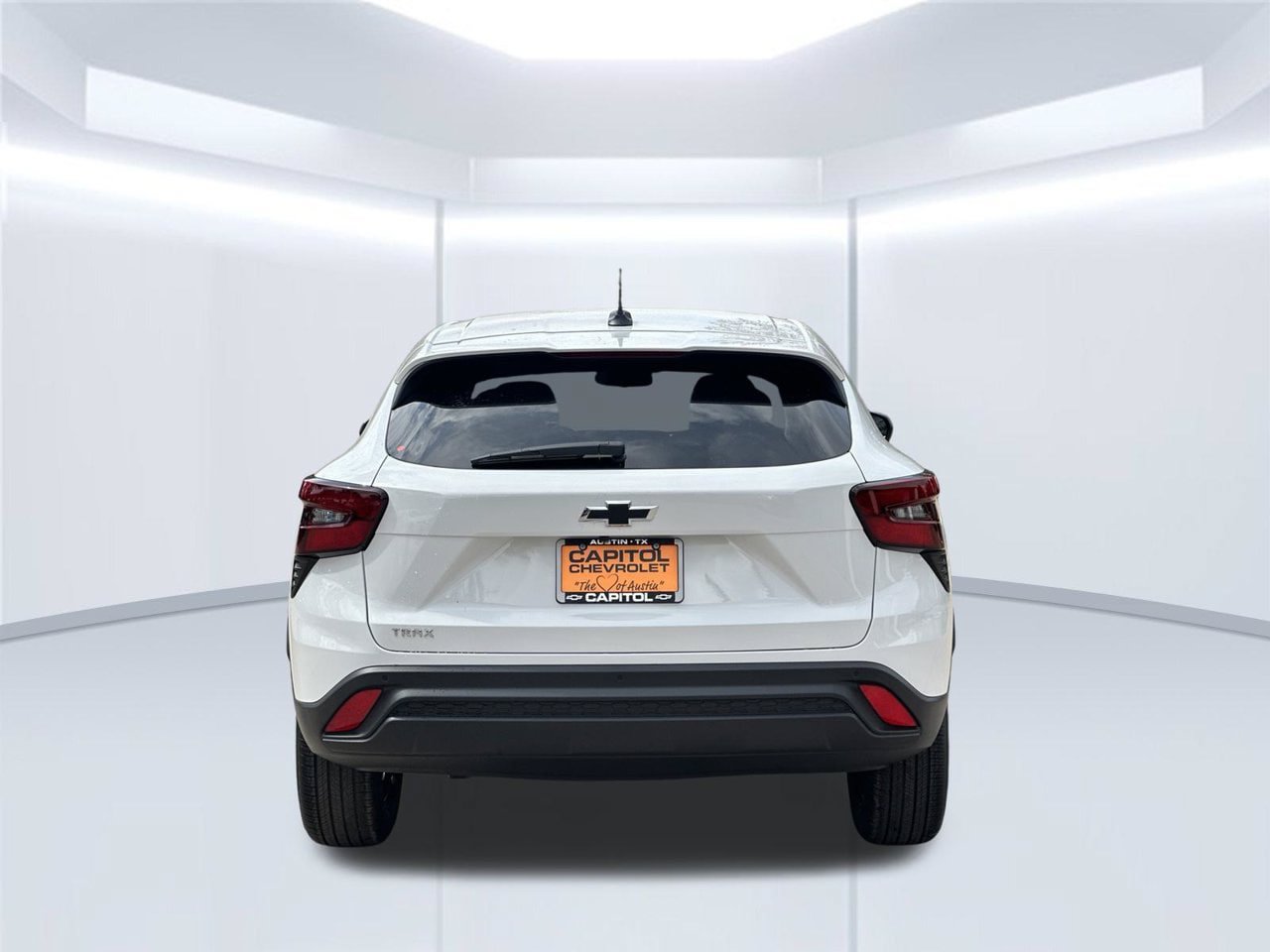 New 2026 Chevrolet Trax LS w/ Driver Confidence Package FWD image 4
