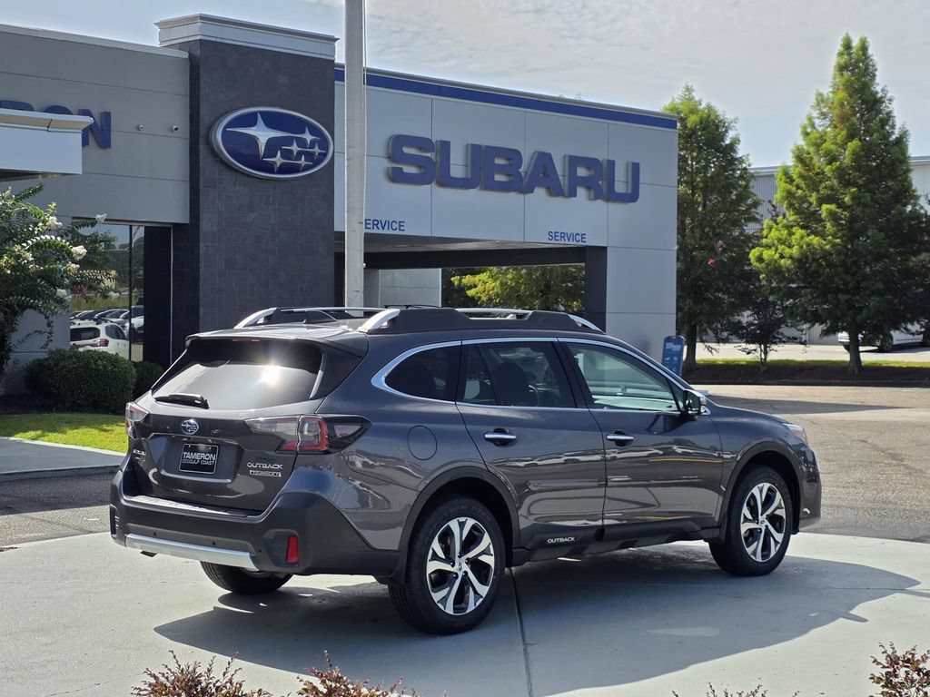Used 2022 Subaru Outback Touring XT AWD/4WD image 5
