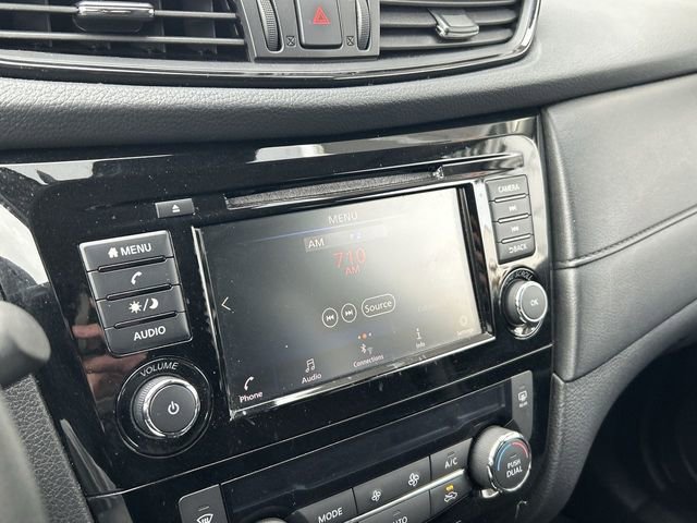 Used 2019 Nissan Rogue SV image 20