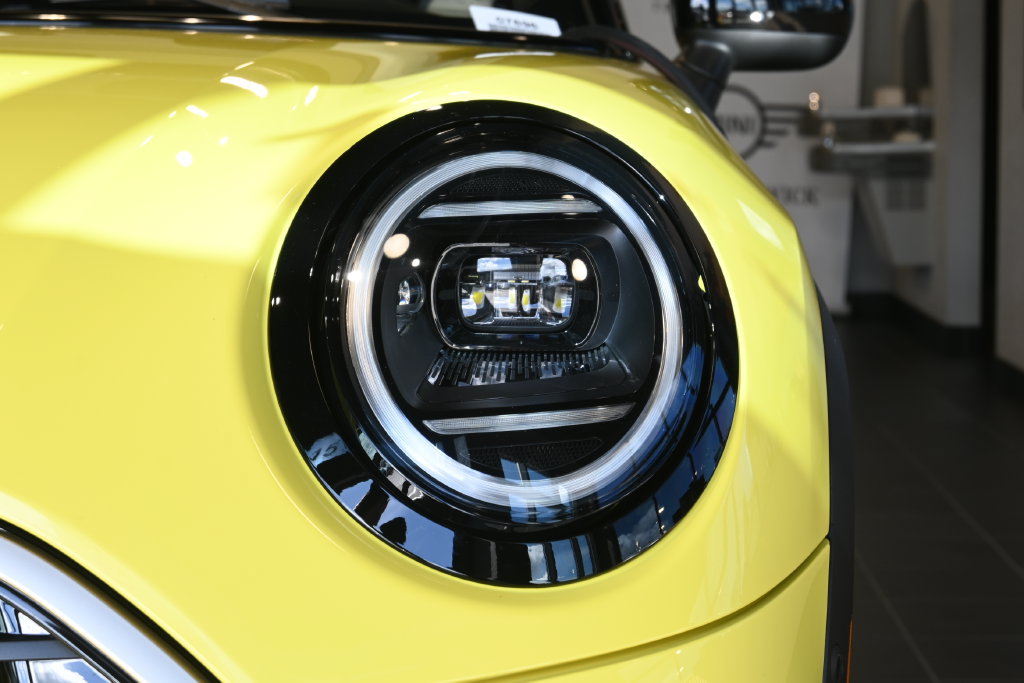 Used 2026 MINI Cooper S FWD image 10