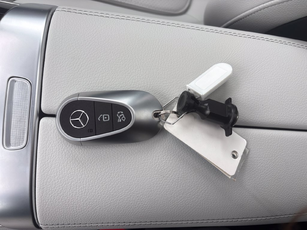 New 2027 Mercedes-Benz GLC 300 4MATIC image 29