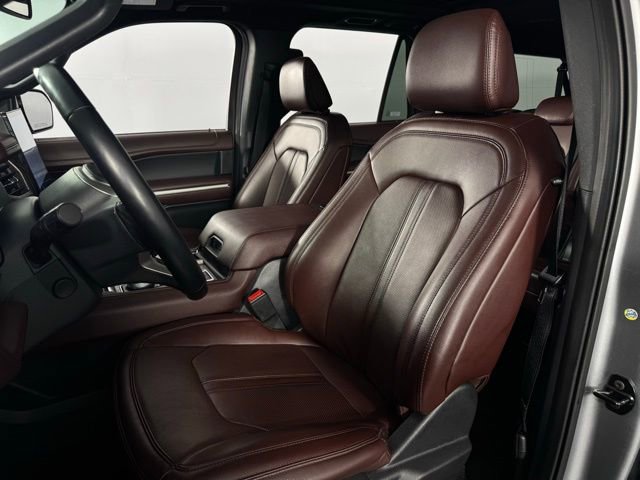 Used 2022 Ford Expedition Max Limited image 13