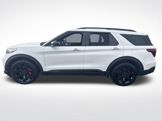 Used 2024 Ford Explorer ST w/ Technology Package image 2