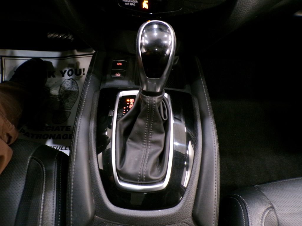 Used 2019 Nissan Rogue SL w/ Premium Package AWD/4WD image 30