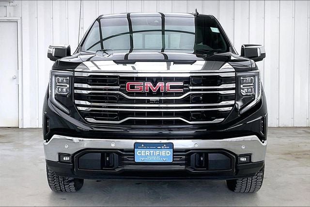 Certified 2023 GMC Sierra 1500 SLT w/ SLT Premium Plus Package AWD/4WD image 3