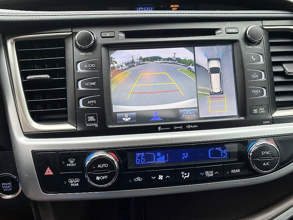Certified 2019 Toyota Highlander Limited Platinum AWD/4WD image 15