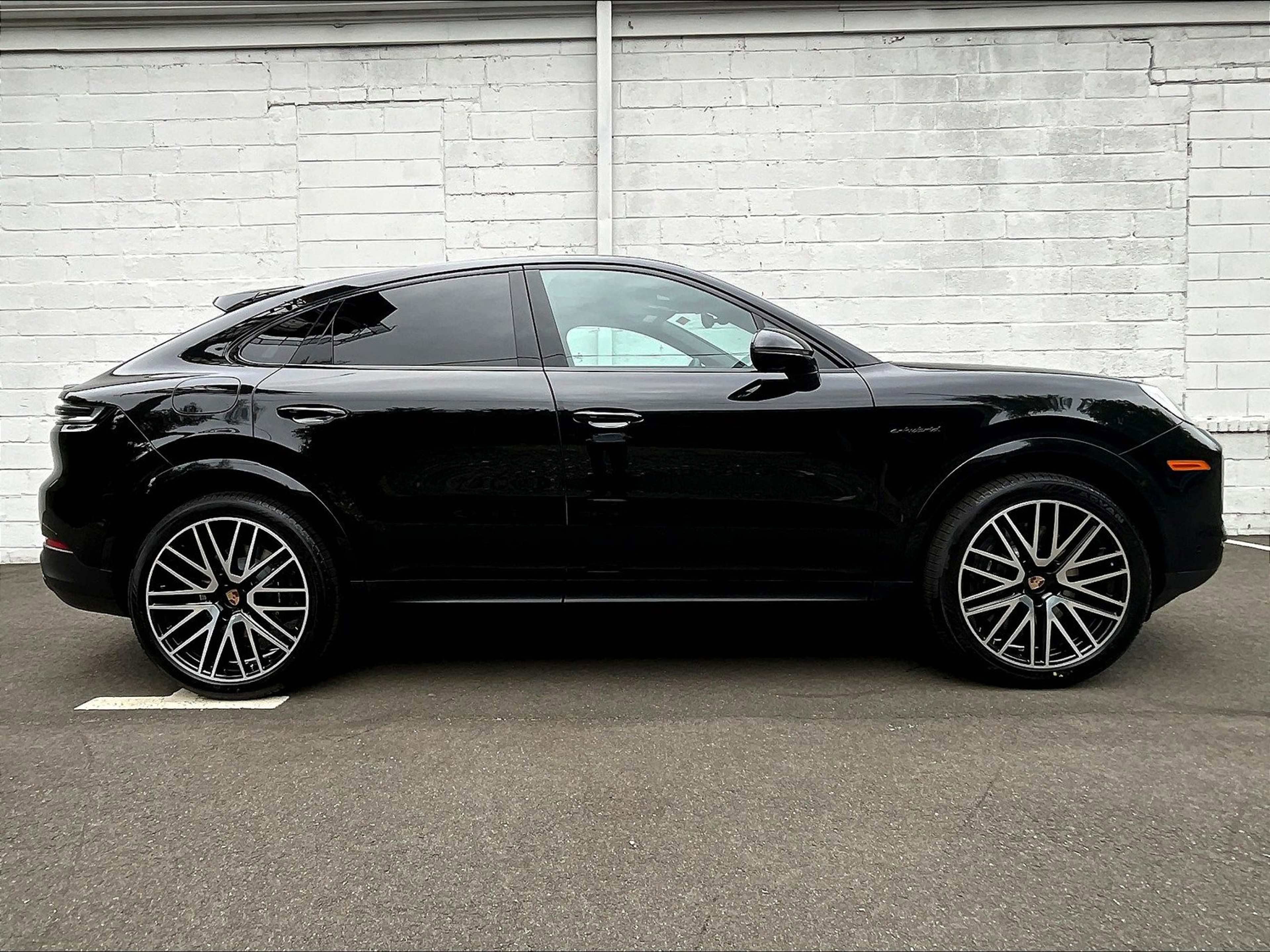 New 2026 Porsche Cayenne E-Hybrid image 6