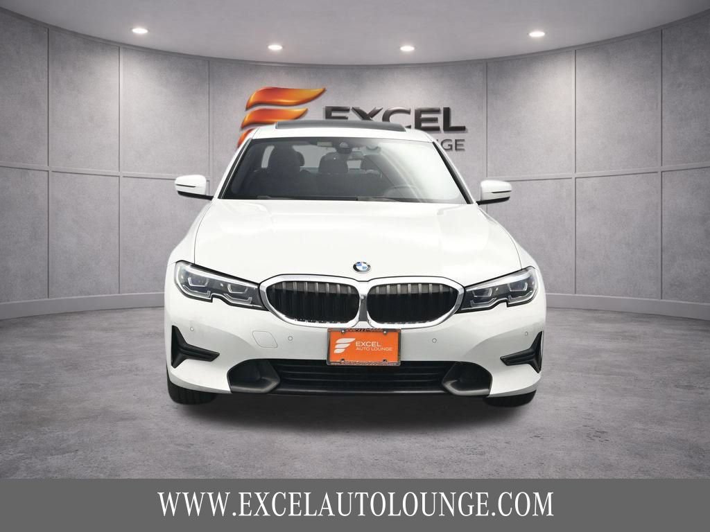 Used 2019 BMW 330i xDrive Sedan w/ Convenience Package AWD/4WD image 12