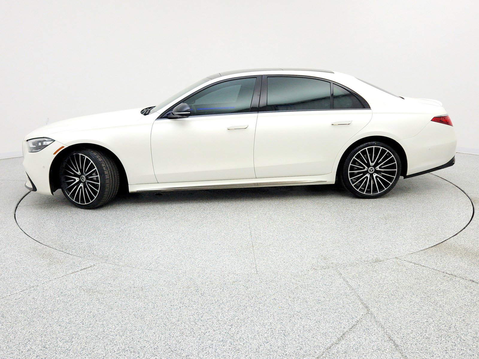 Certified 2023 Mercedes-Benz S 500 4MATIC image 8