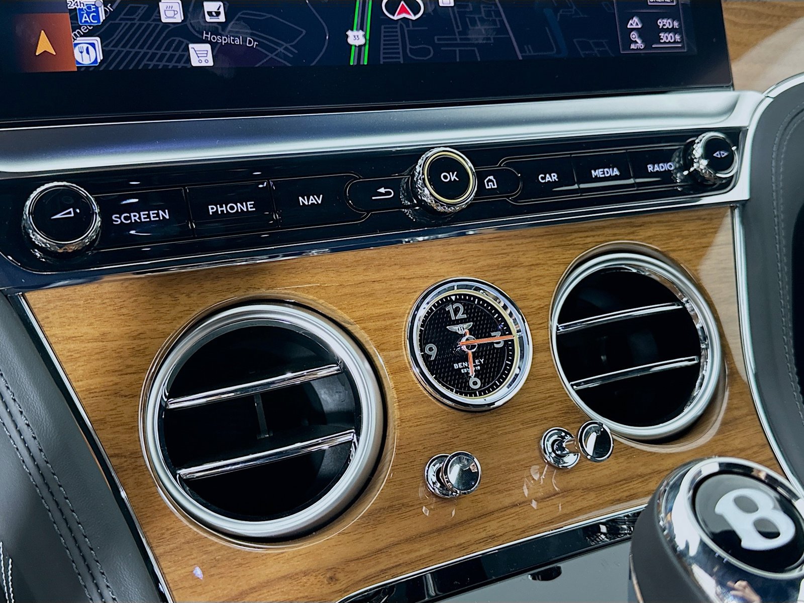 New 2026 Bentley Continental GT AWD/4WD image 31