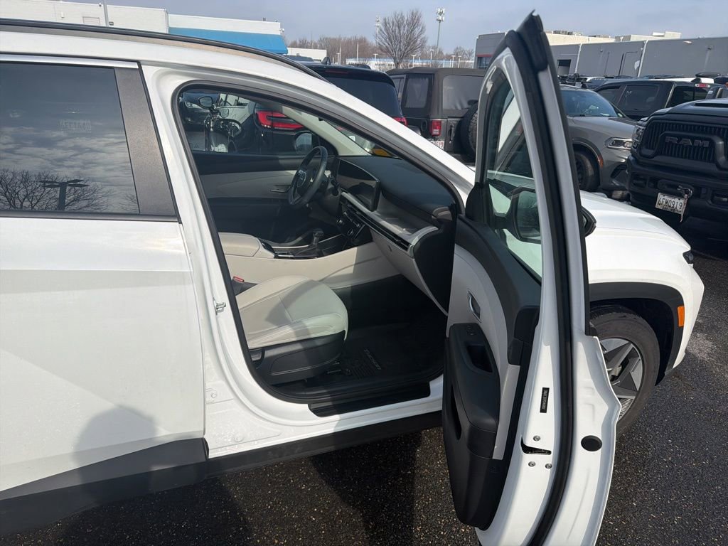 Used 2025 Hyundai Tucson SEL image 10