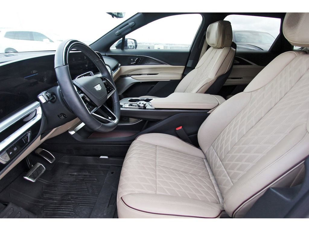 New 2025 Cadillac Lyriq Sport w/ Nappa Leather Package image 6