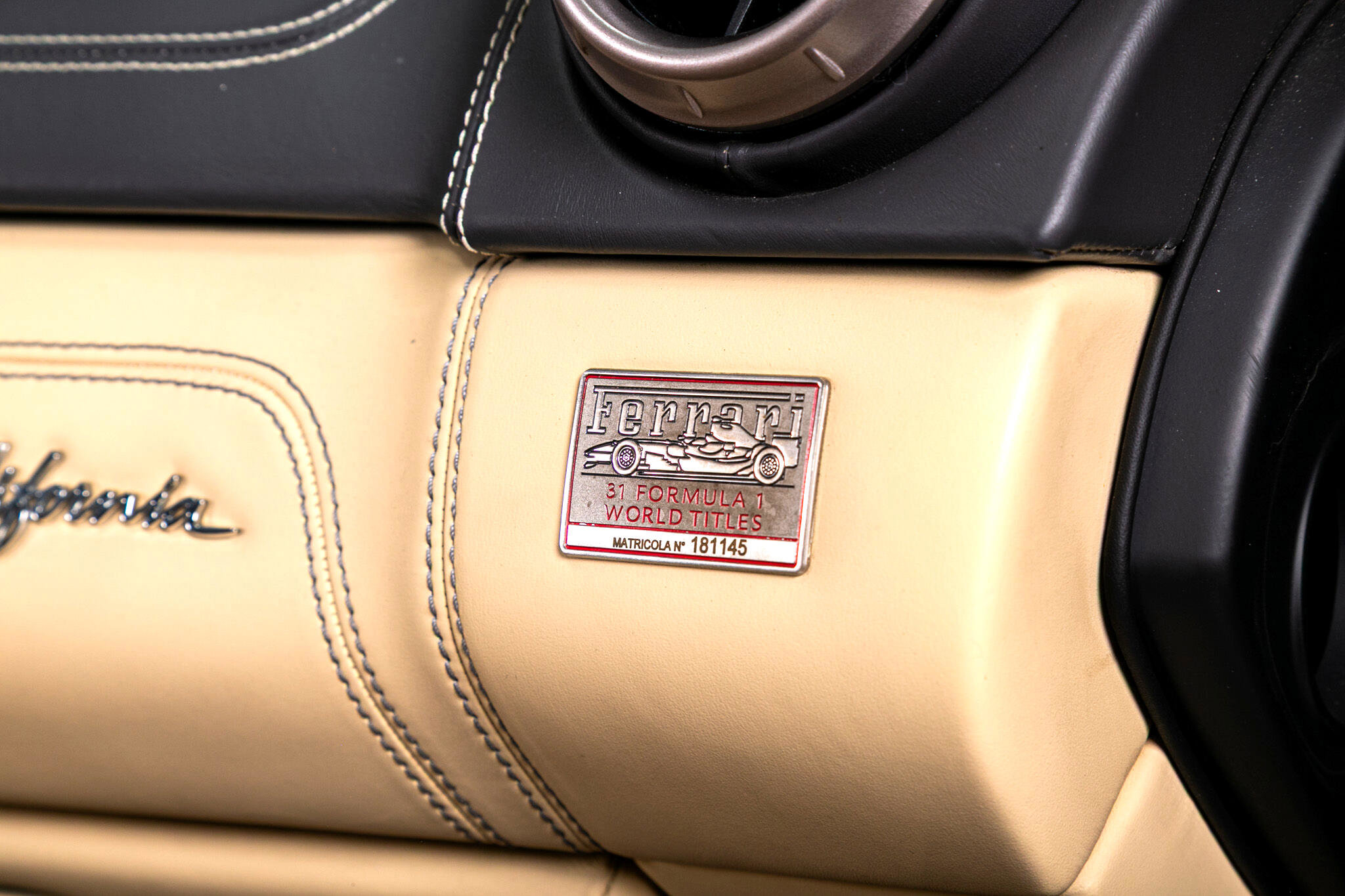 Used 2011 Ferrari California image 36