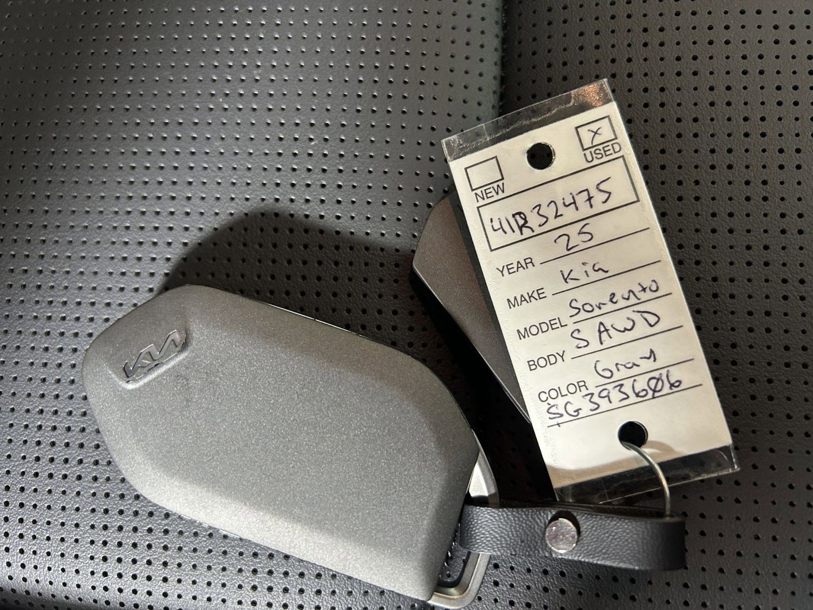 Certified 2025 Kia Sorento S image 4