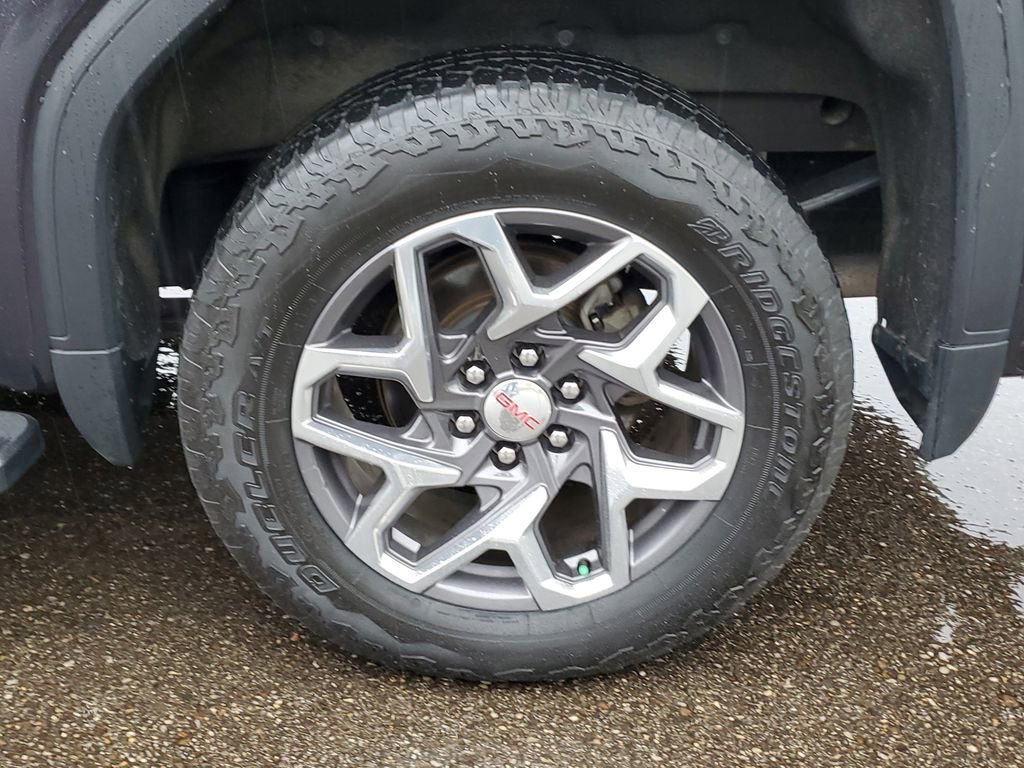 Used 2022 GMC Sierra 1500 SLT w/ SLT Premium Plus Package AWD/4WD image 6