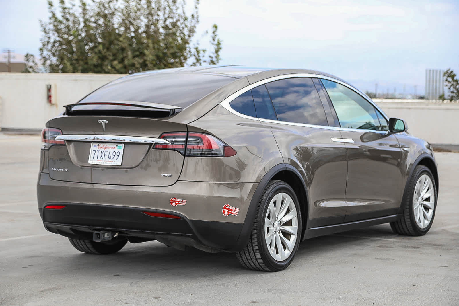 Used 2016 Tesla Model X 75D AWD/4WD image 5