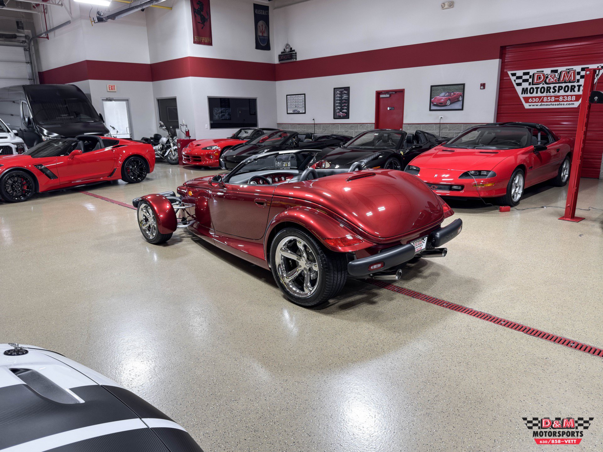 Used 2002 Chrysler Prowler RWD image 34