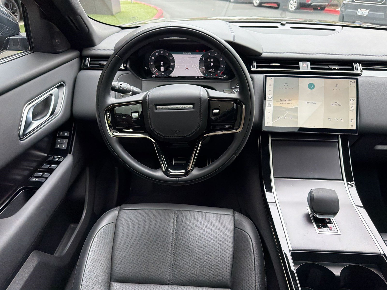 Used 2026 Land Rover Range Rover Velar Dynamic SE AWD/4WD image 28