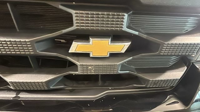 Used 2022 Chevrolet Silverado 1500 Custom AWD/4WD image 8