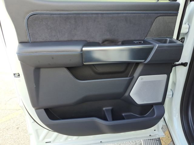 New 2025 Ford F250 Platinum image 9