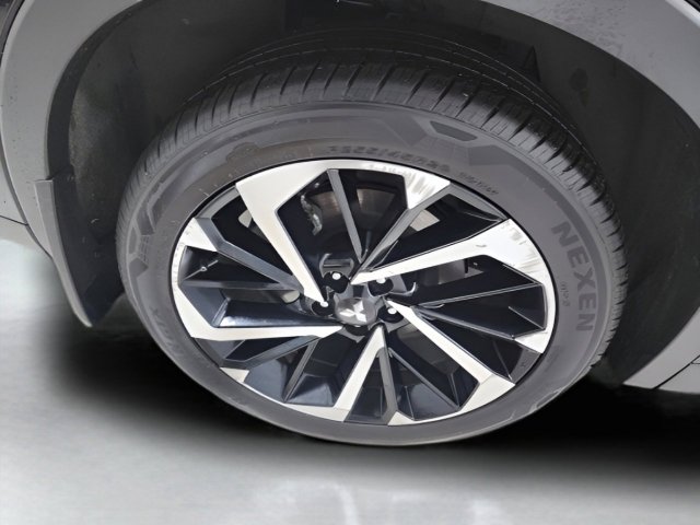 Used 2022 Mitsubishi Outlander ES image 32