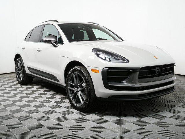 New 2026 Porsche Macan Turbo AWD/4WD image 28