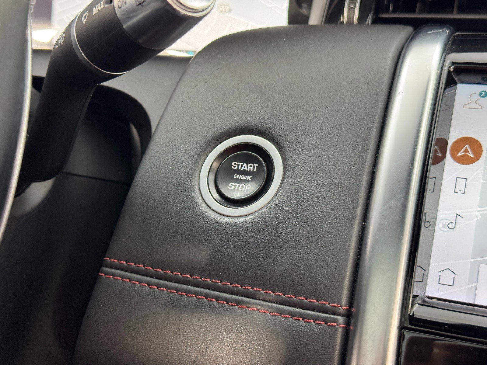 Used 2021 Land Rover Discovery Sport SE R-Dynamic image 22