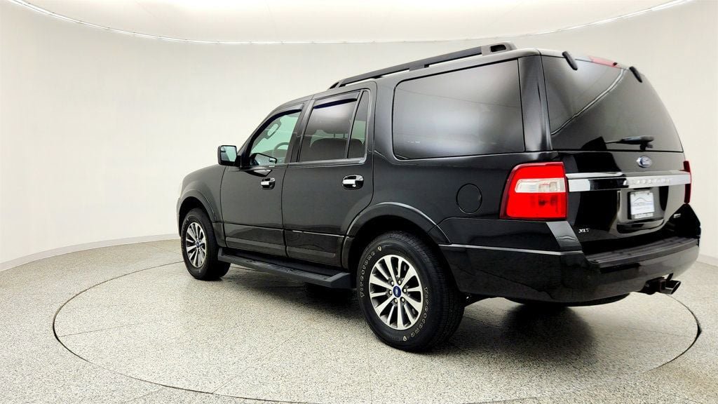 Used 2016 Ford Expedition XLT AWD/4WD image 7