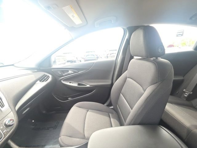 Used 2024 Chevrolet Malibu LS FWD image 26