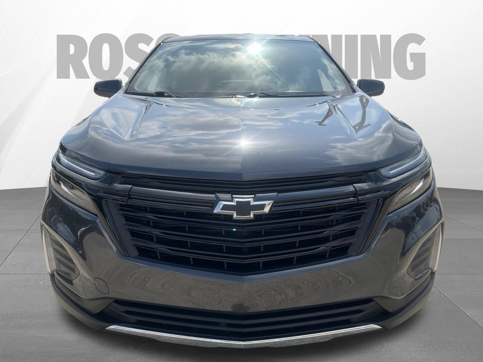 Used 2023 Chevrolet Equinox LT FWD image 2
