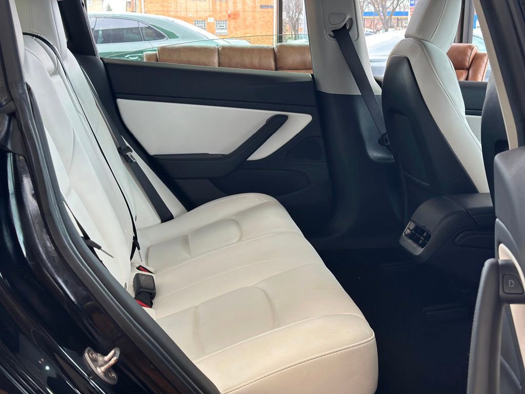 Used 2021 Tesla Model 3 Long Range image 22