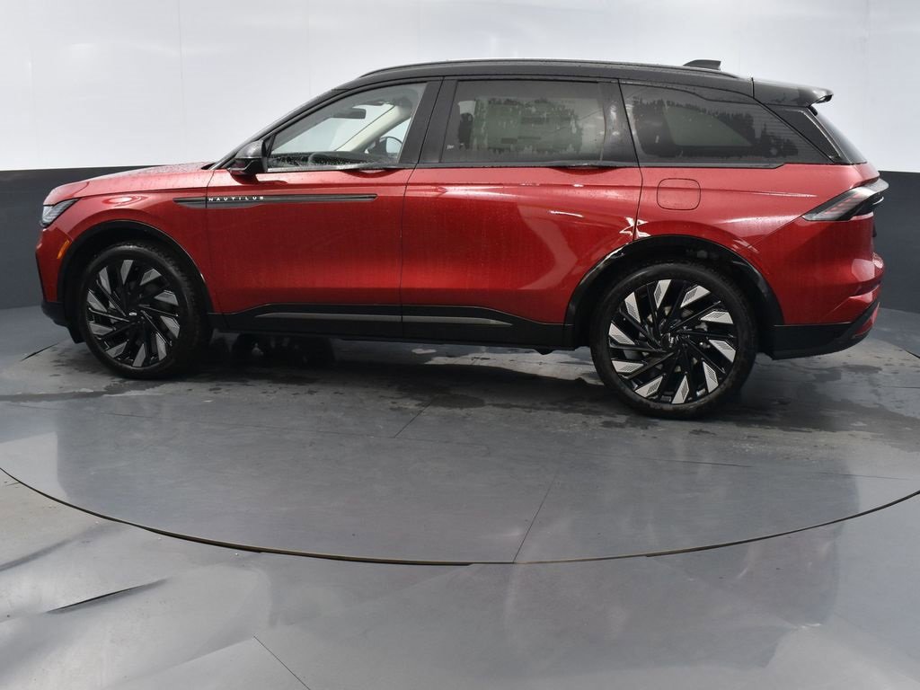 New 2026 Lincoln Nautilus Reserve w/ Jet Appearance Package image 3