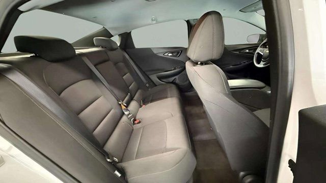 Used 2018 Chevrolet Malibu LS image 27