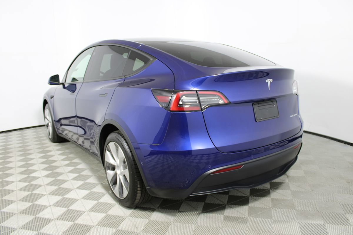 Used 2021 Tesla Model Y Long Range AWD/4WD image 33