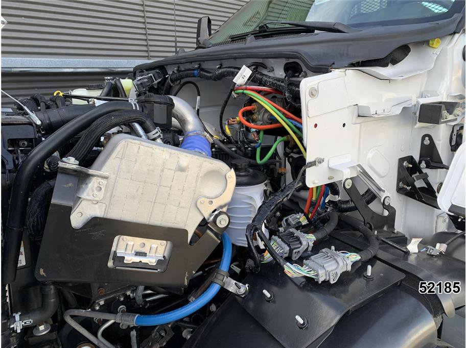 Used 2022 Ford F750 2WD Regular Cab Super Duty image 15