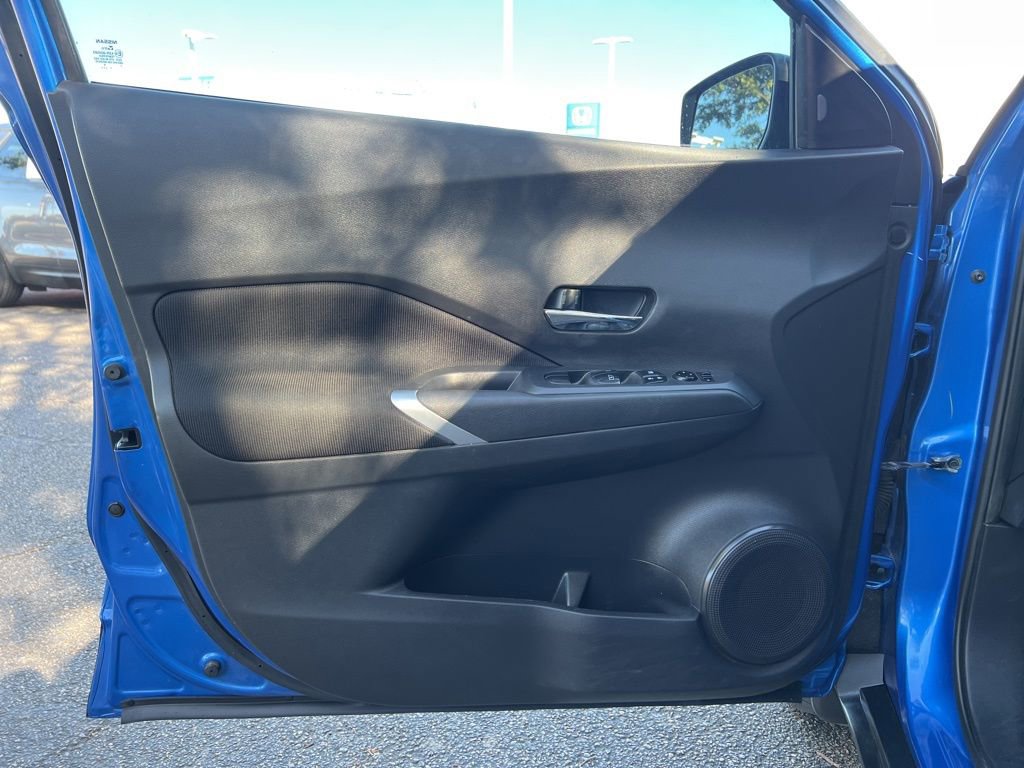 Used 2021 Nissan Kicks SV image 21