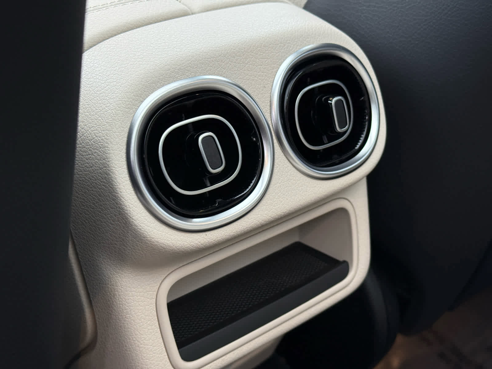 New 2026 Mercedes-Benz GLC 300 GLC 300 image 32