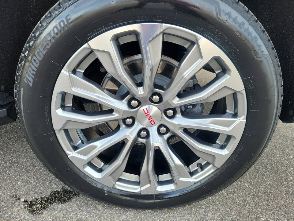 Used 2023 GMC Yukon Denali image 26