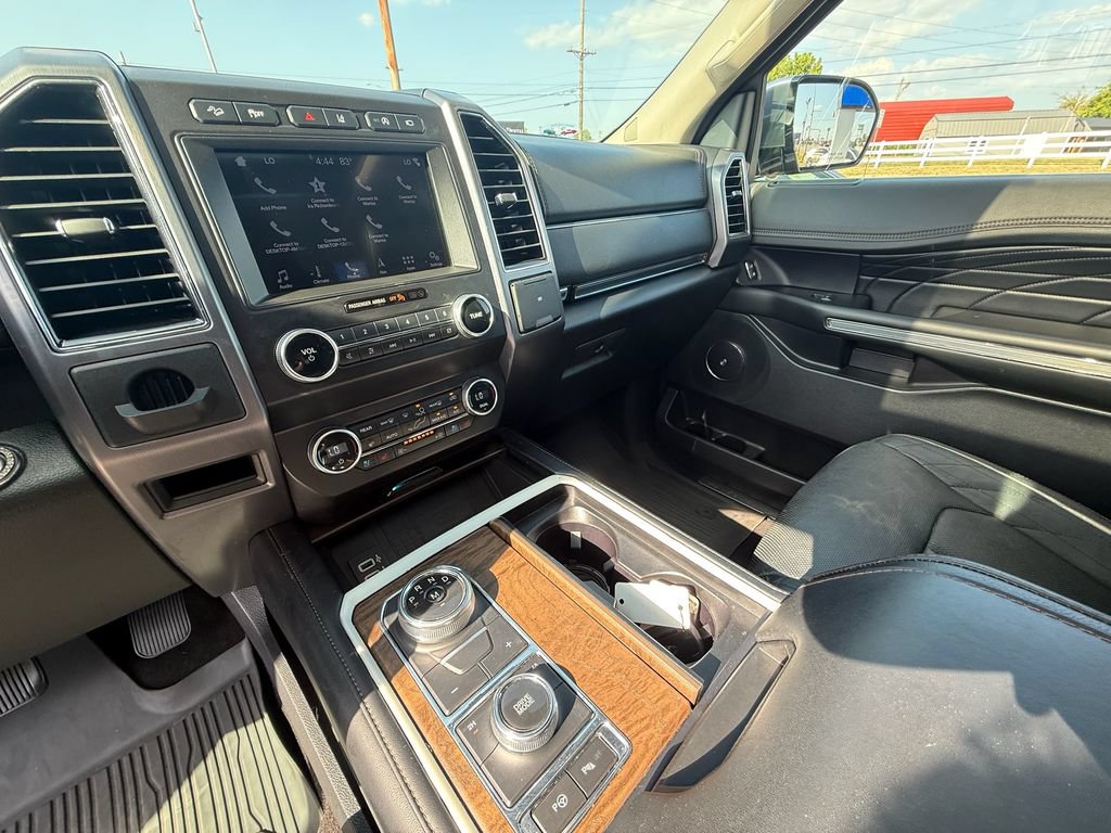 Used 2019 Ford Expedition Platinum AWD/4WD image 15