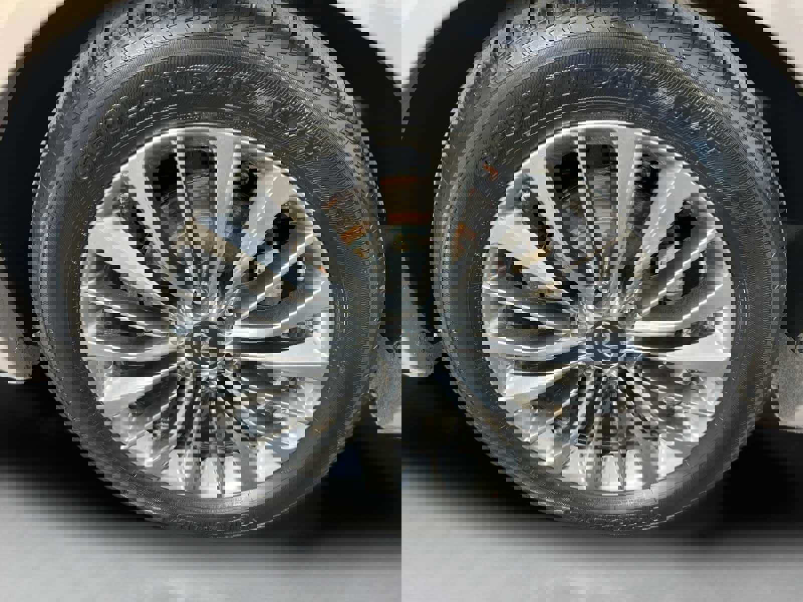 Used 2018 INFINITI QX80 4WD w/ Deluxe Technology Package image 9