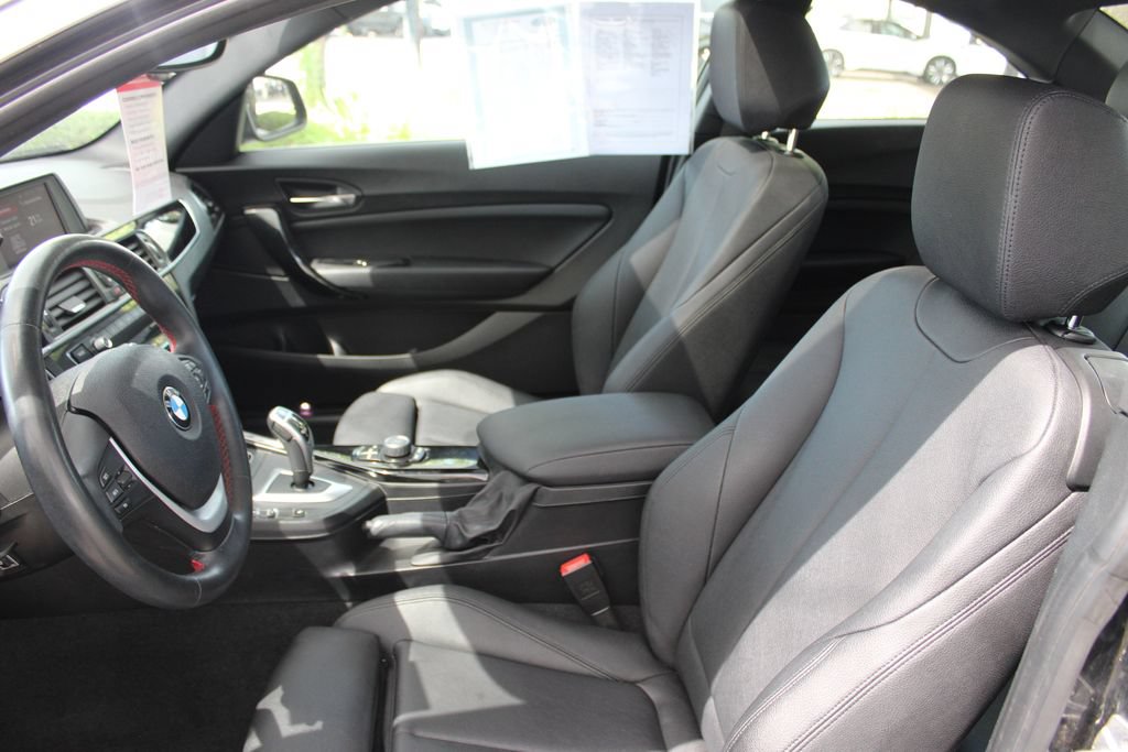 Used 2020 BMW 230i xDrive Coupe w/ Convenience Package AWD/4WD image 7