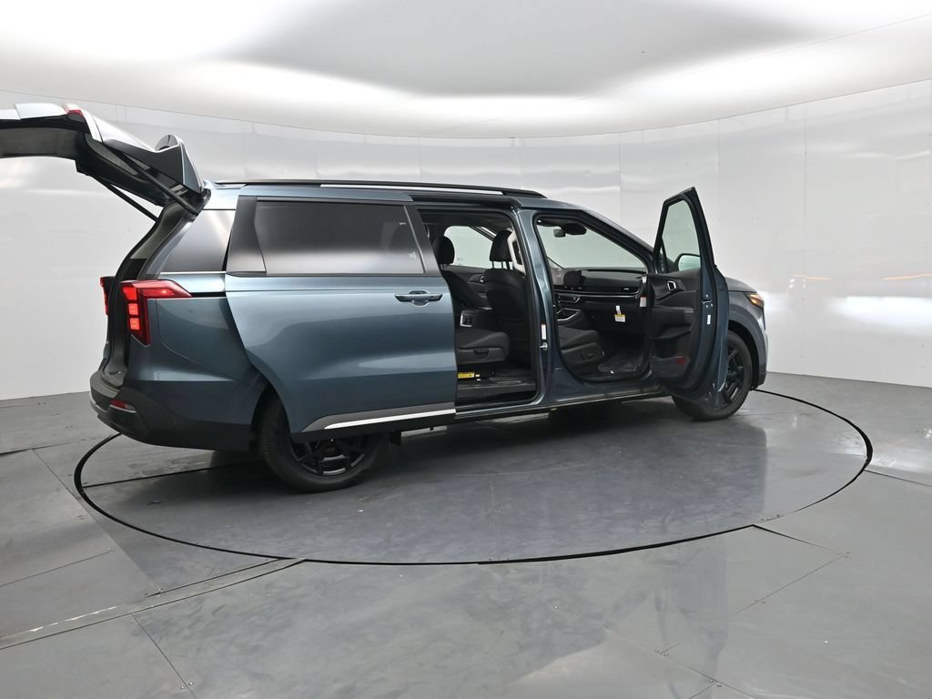 New 2026 Kia Carnival SX w/ SX Dark Edition Package FWD image 4