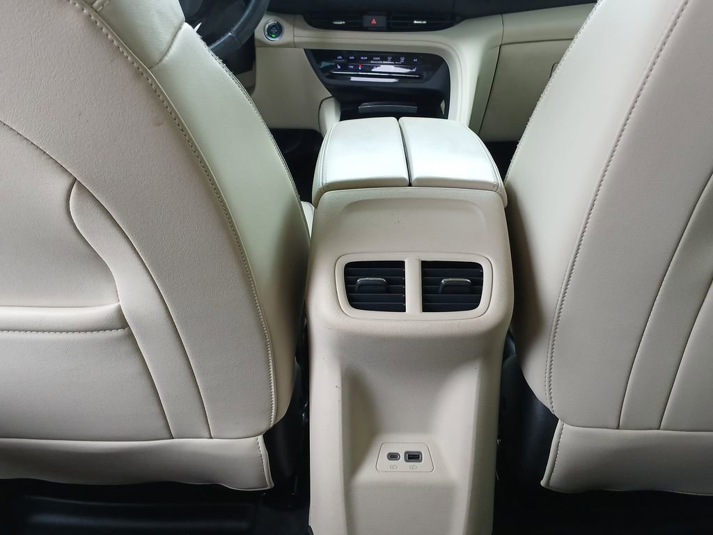 Used 2021 Buick Envision Essence FWD image 22