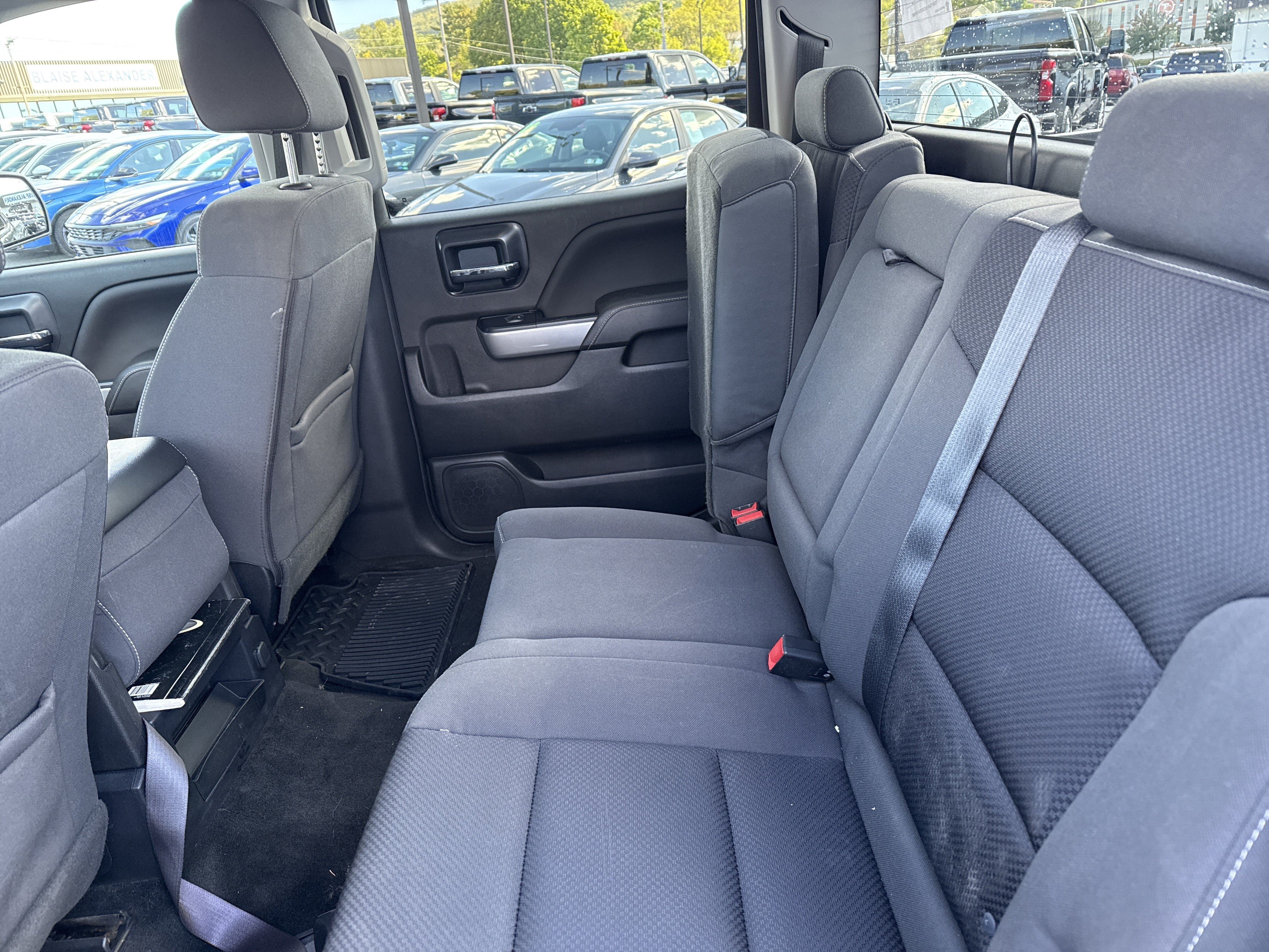 Used 2018 Chevrolet Silverado 1500 LT w/ All Star Edition AWD/4WD image 13