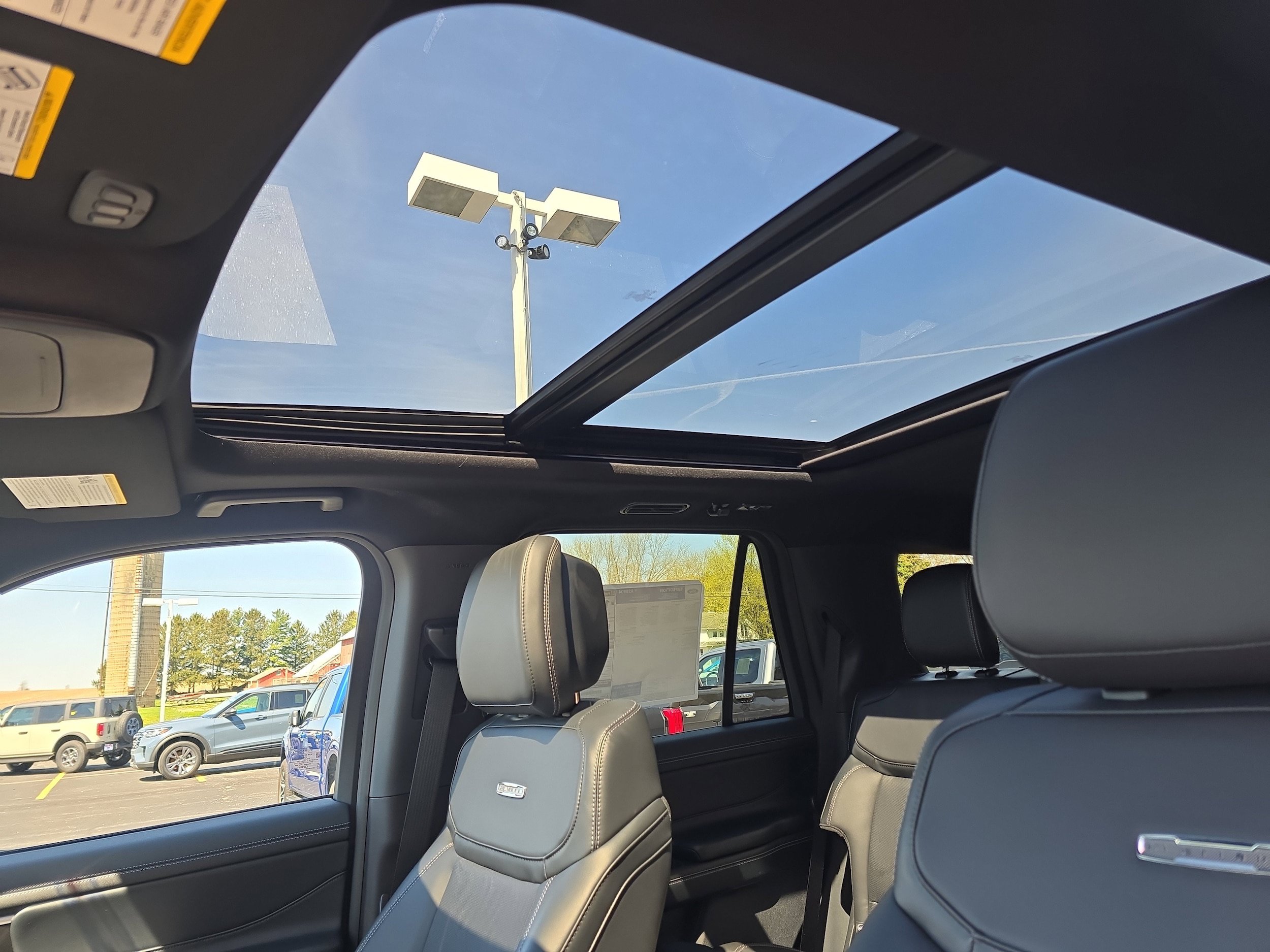 New 2026 Ford Expedition Platinum w/ Stealth Appearance Package AWD/4WD image 15
