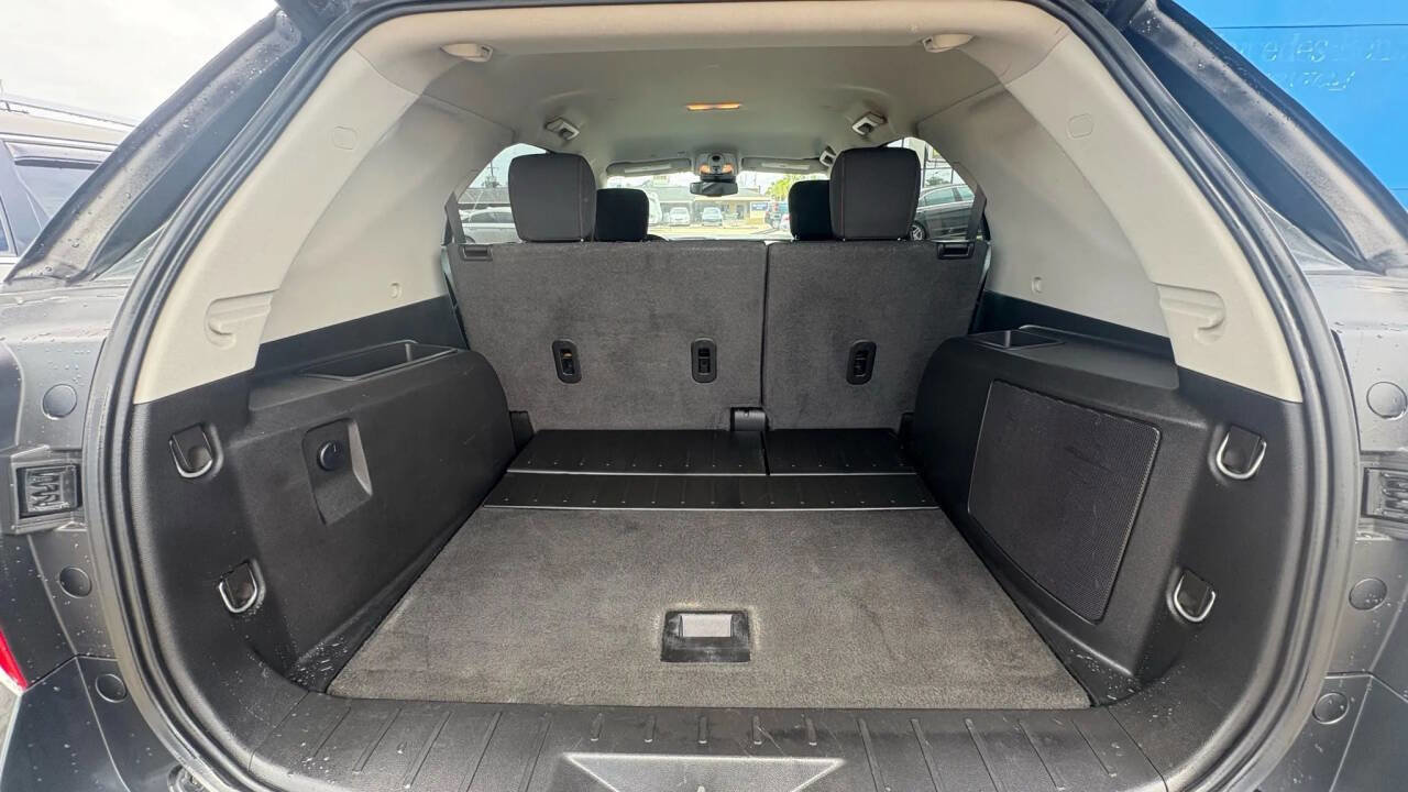 Used 2017 Chevrolet Equinox LT w/ Convenience Package image 8