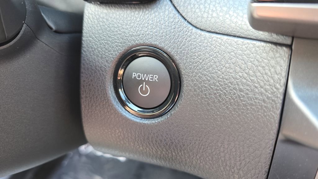 Used 2026 Toyota Camry LE image 35