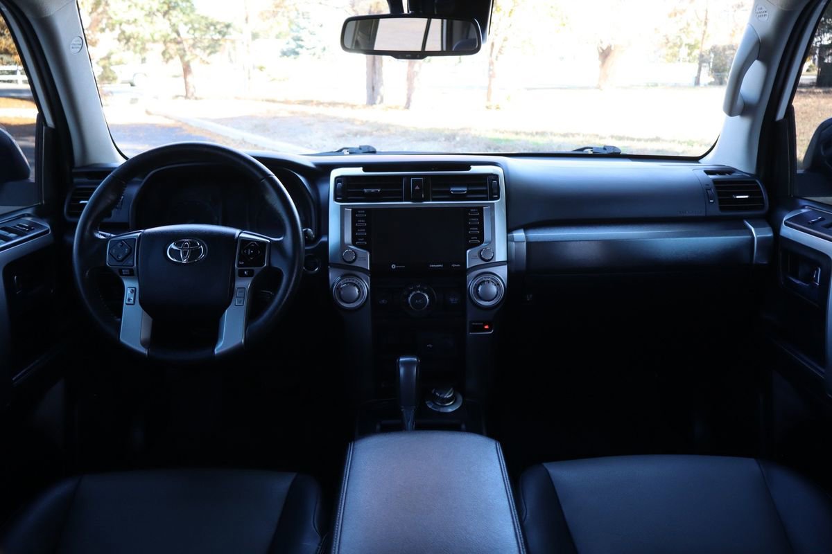 Used 2022 Toyota 4Runner SR5 Premium image 16