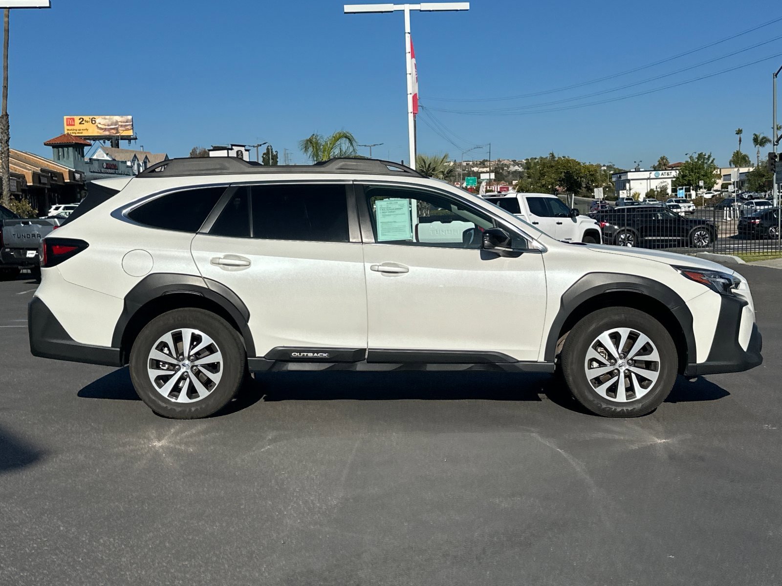 Used 2024 Subaru Outback Premium image 6